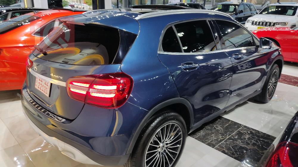 Mercedes-Benz GLA